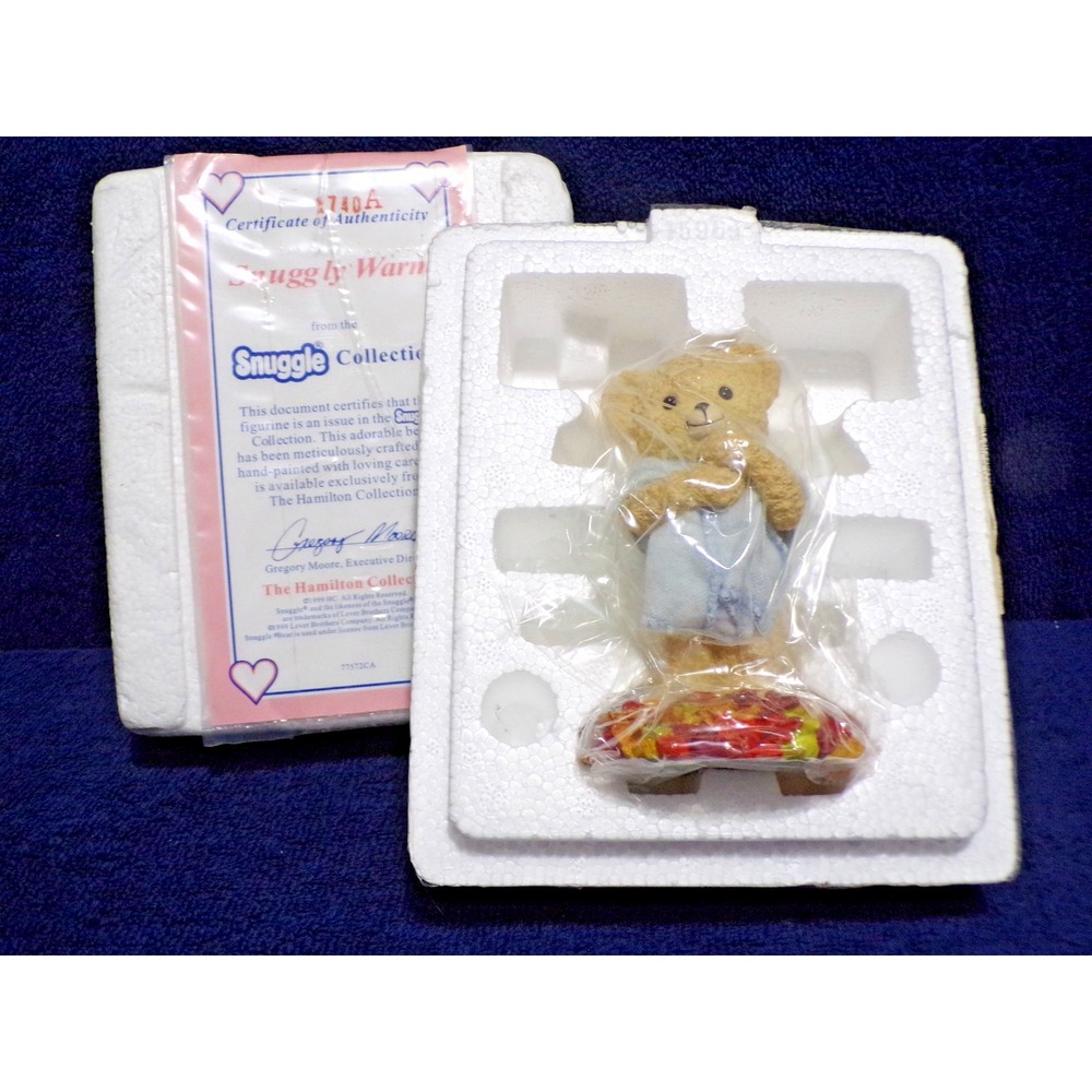 Snuggle Collection "Snuggly Warm" Teddy Bear 1740A Teddy Bear Figurine 1999 Vtg.